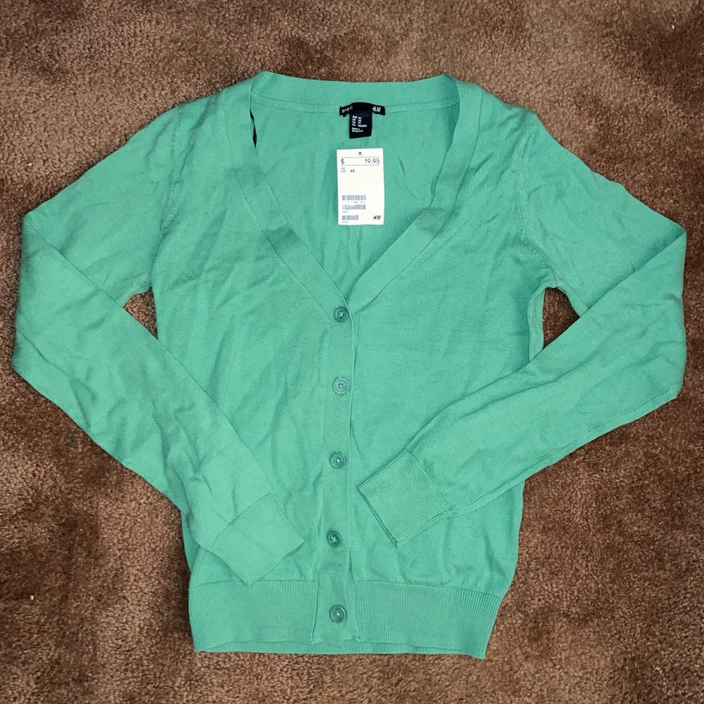 New H&M green cardigan sweater in XS